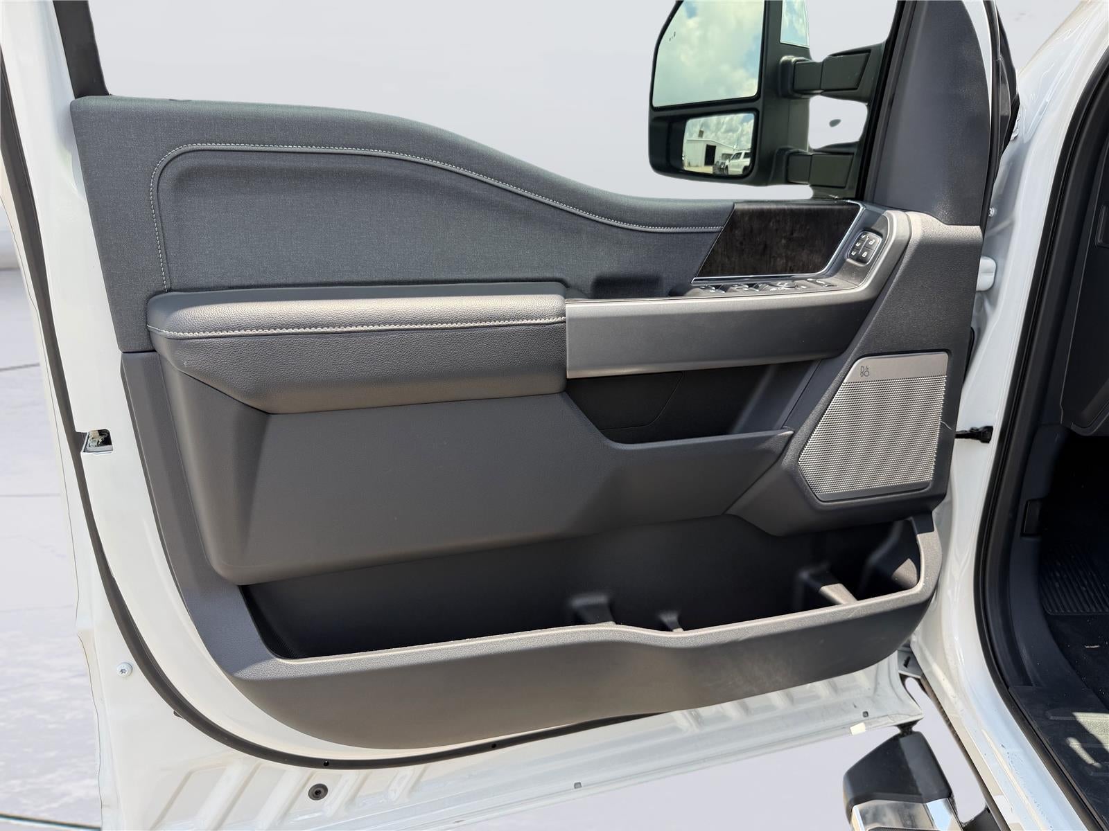 2026 Ford Super Duty F-250 Lariat