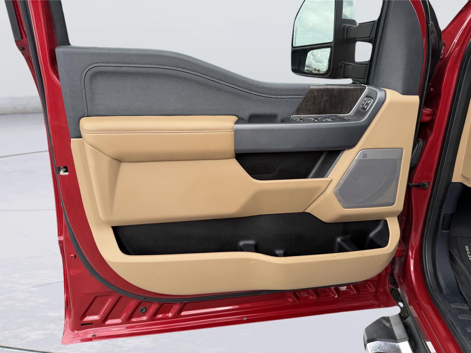 2023 Ford Super Duty F-350 Lariat