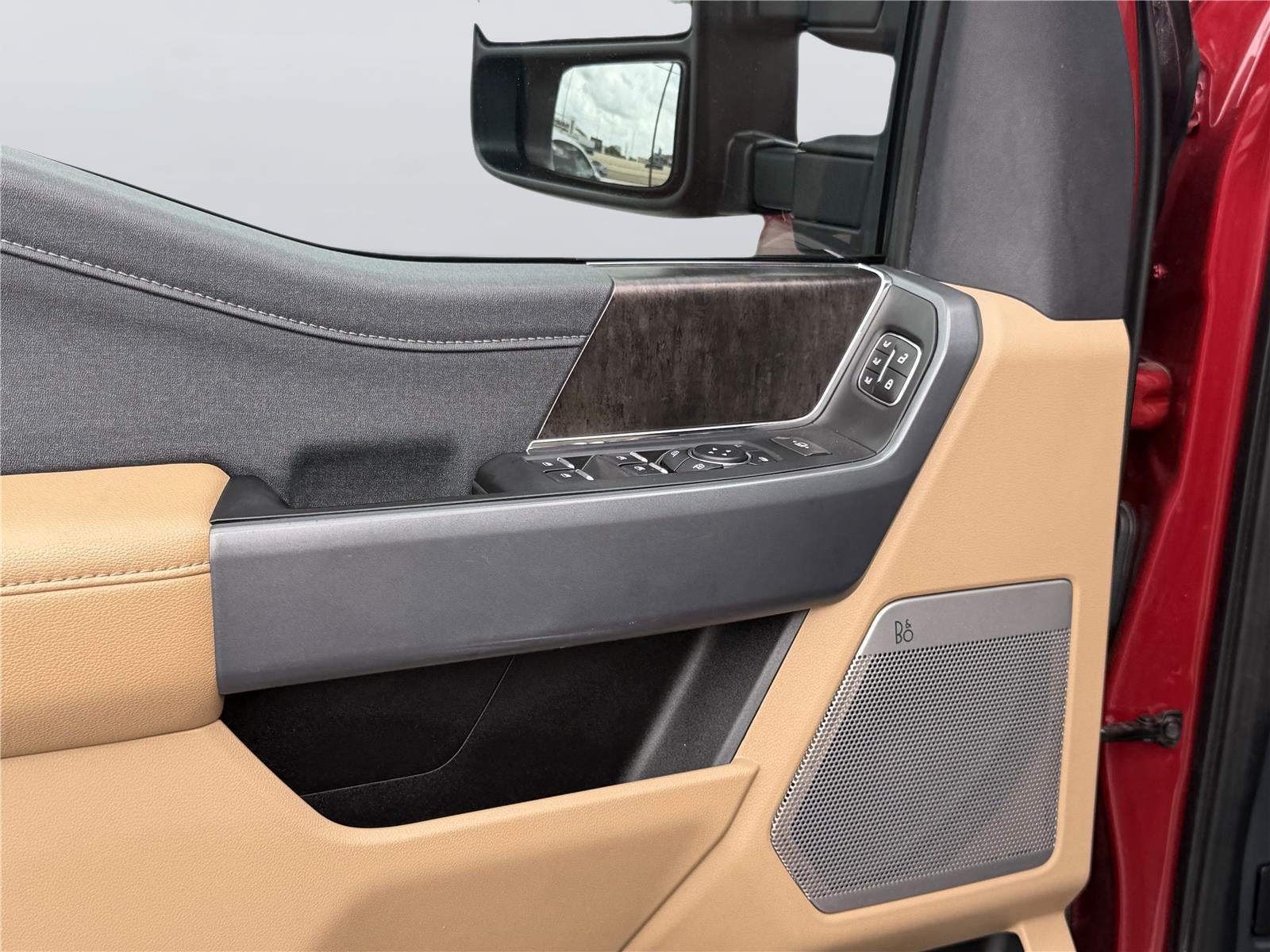 2023 Ford Super Duty F-350 Lariat