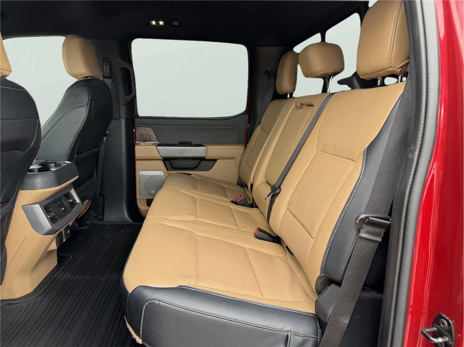 2023 Ford Super Duty F-350 Lariat