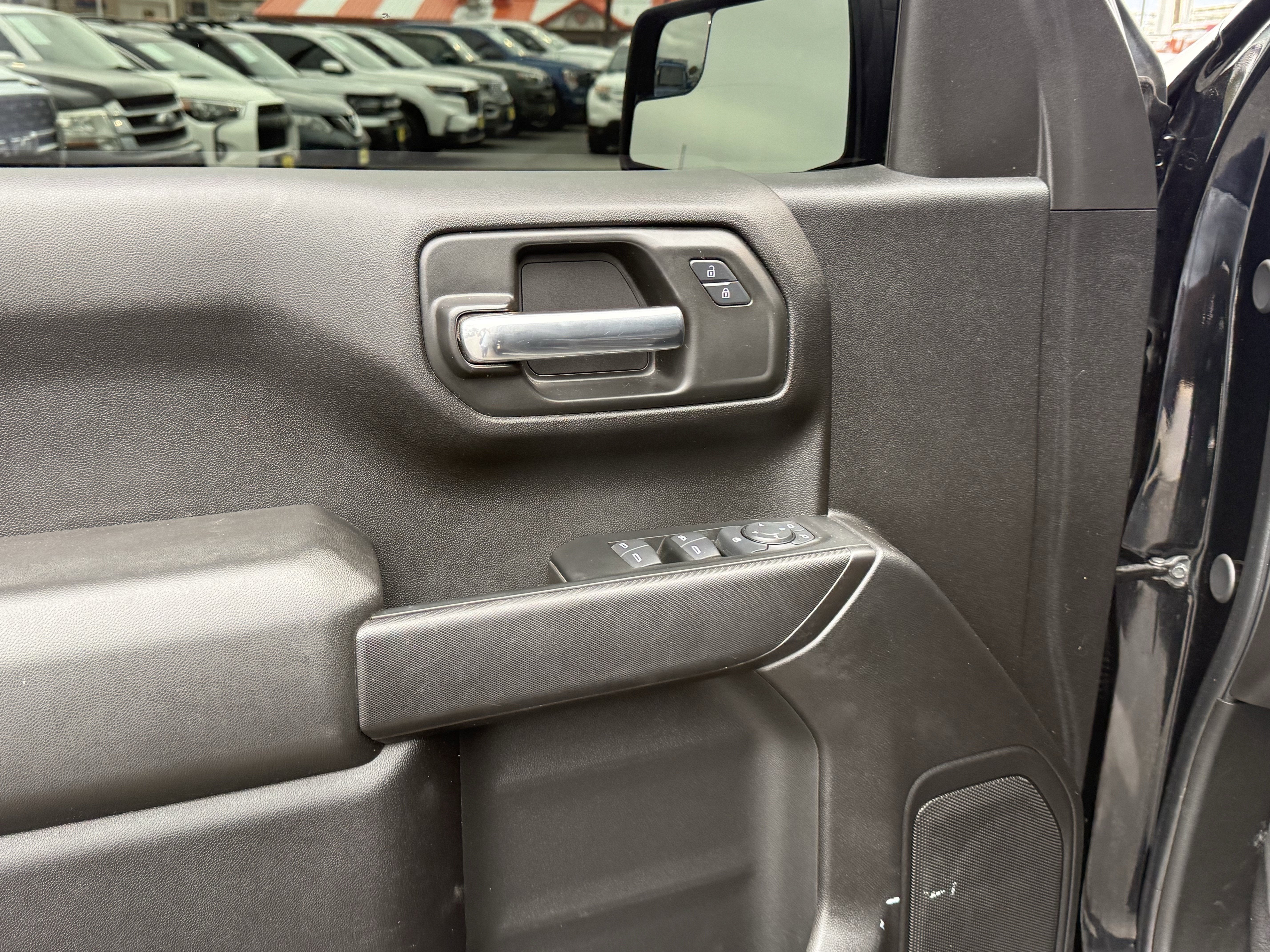 2024 Chevrolet Silverado 1500 2WD Double Cab Standard Bed Custom