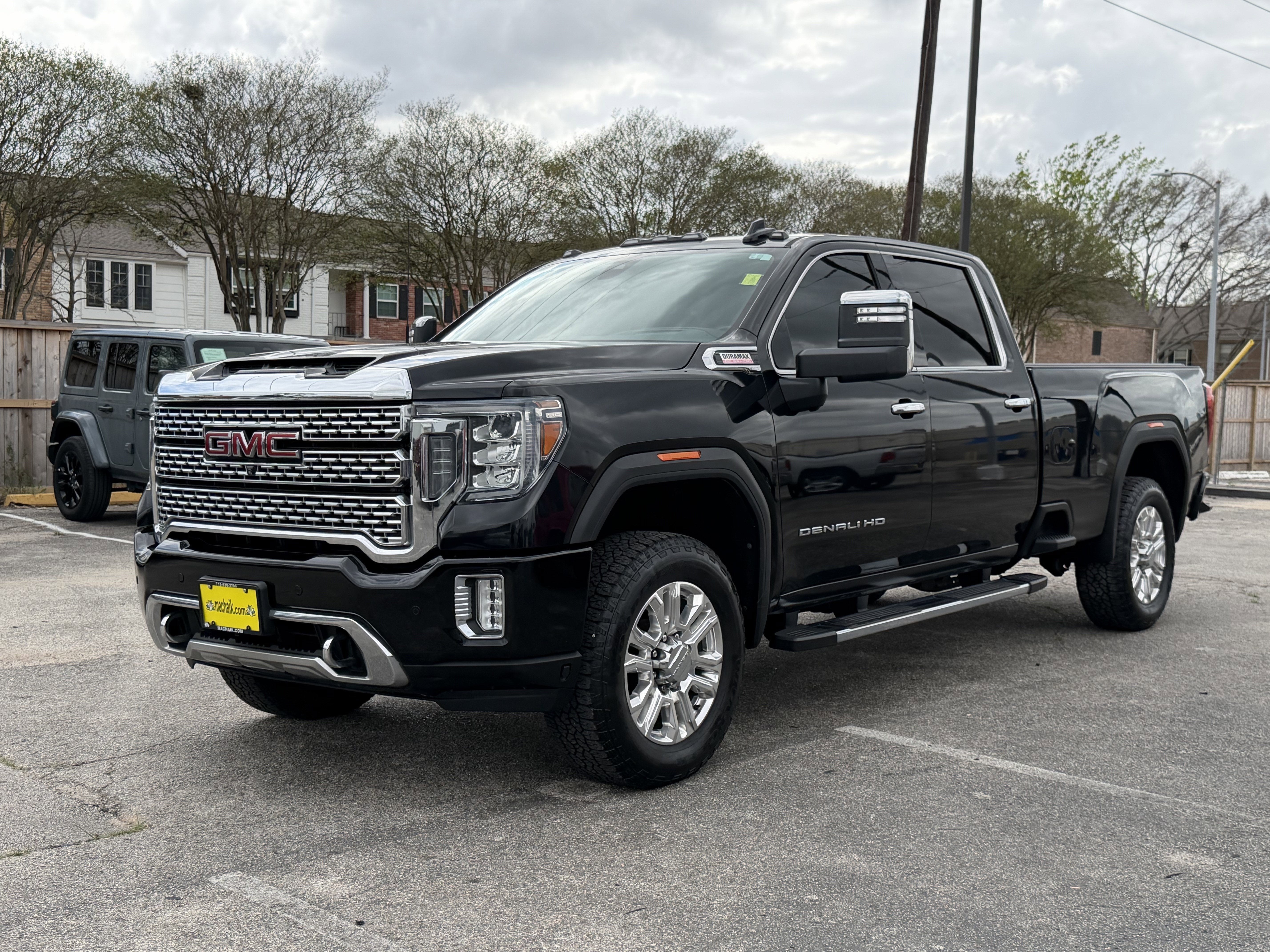 2020 GMC Sierra 2500HD 4WD Crew Cab Long Bed Denali