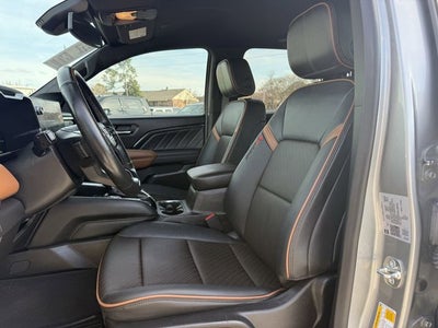 2024 GMC Canyon 4WD AT4