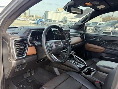 2024 GMC Canyon 4WD AT4