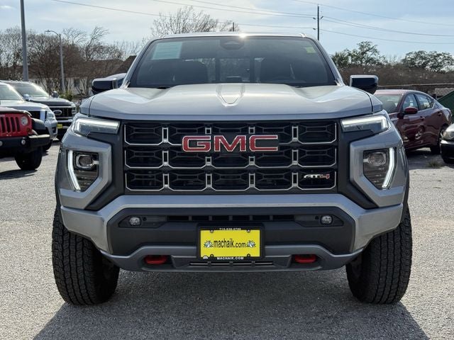 2024 GMC Canyon 4WD AT4