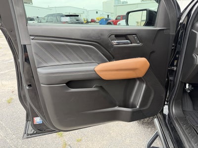 2024 GMC Canyon 4WD AT4