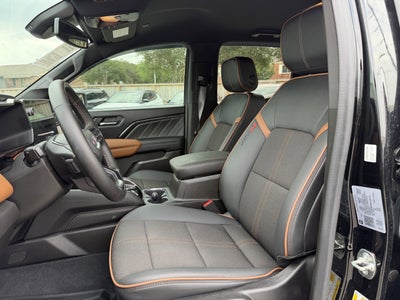 2024 GMC Canyon 4WD AT4