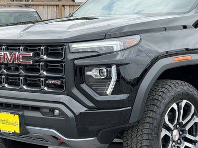2024 GMC Canyon 4WD AT4