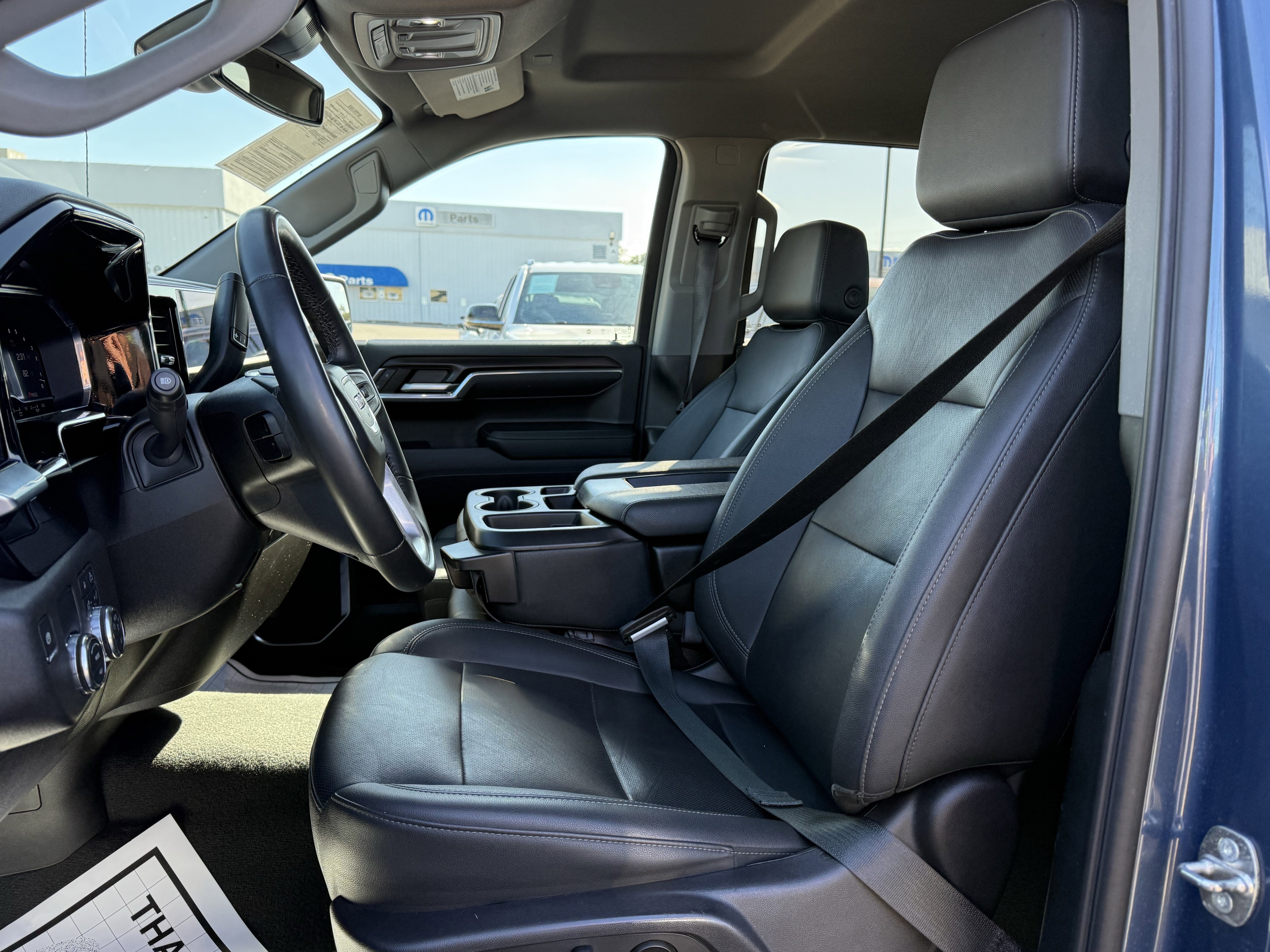 2024 GMC Sierra 1500 2WD Crew Cab Short Box SLT