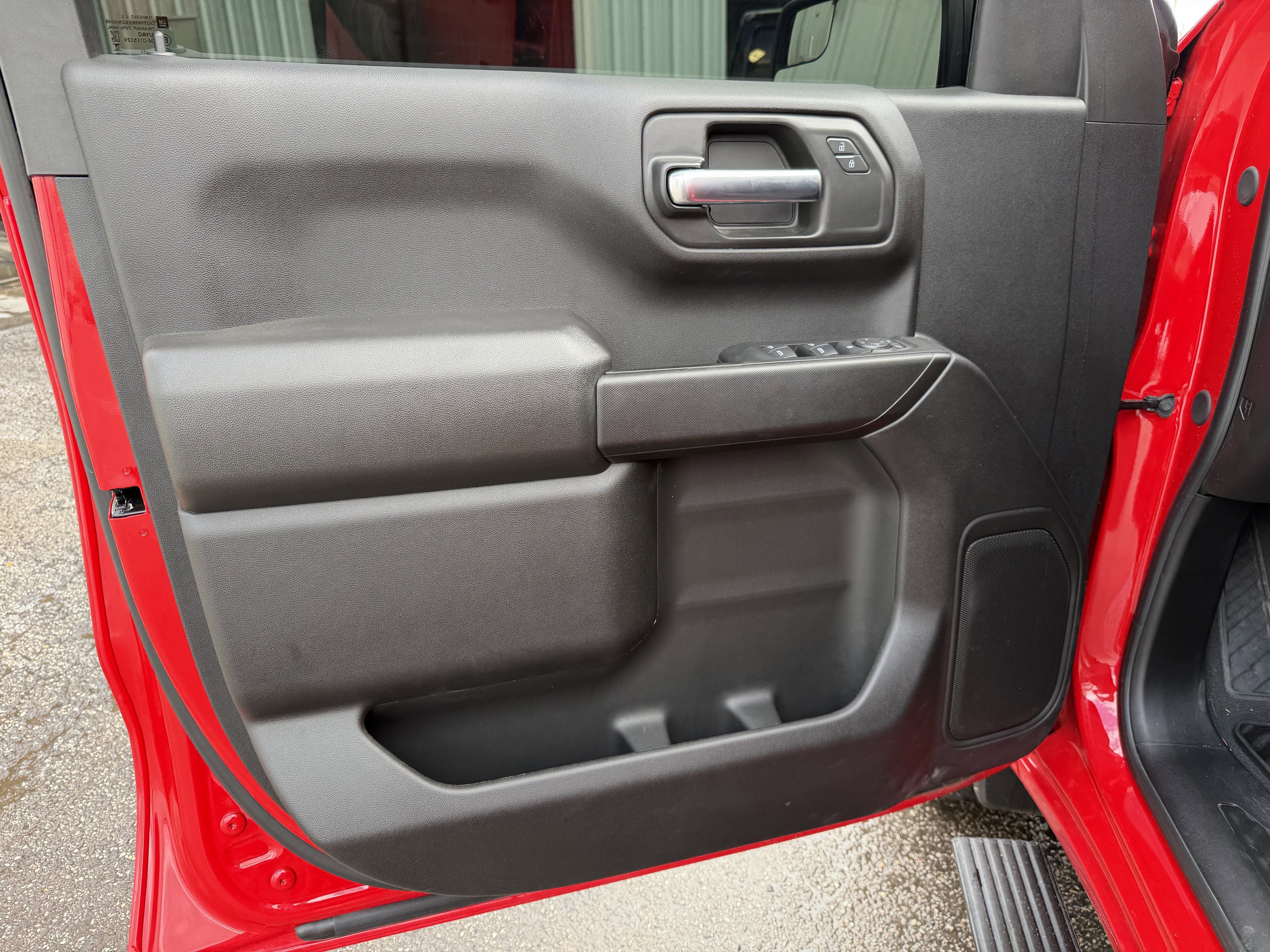 2025 GMC Sierra 1500 4WD Crew Cab Short Box Pro