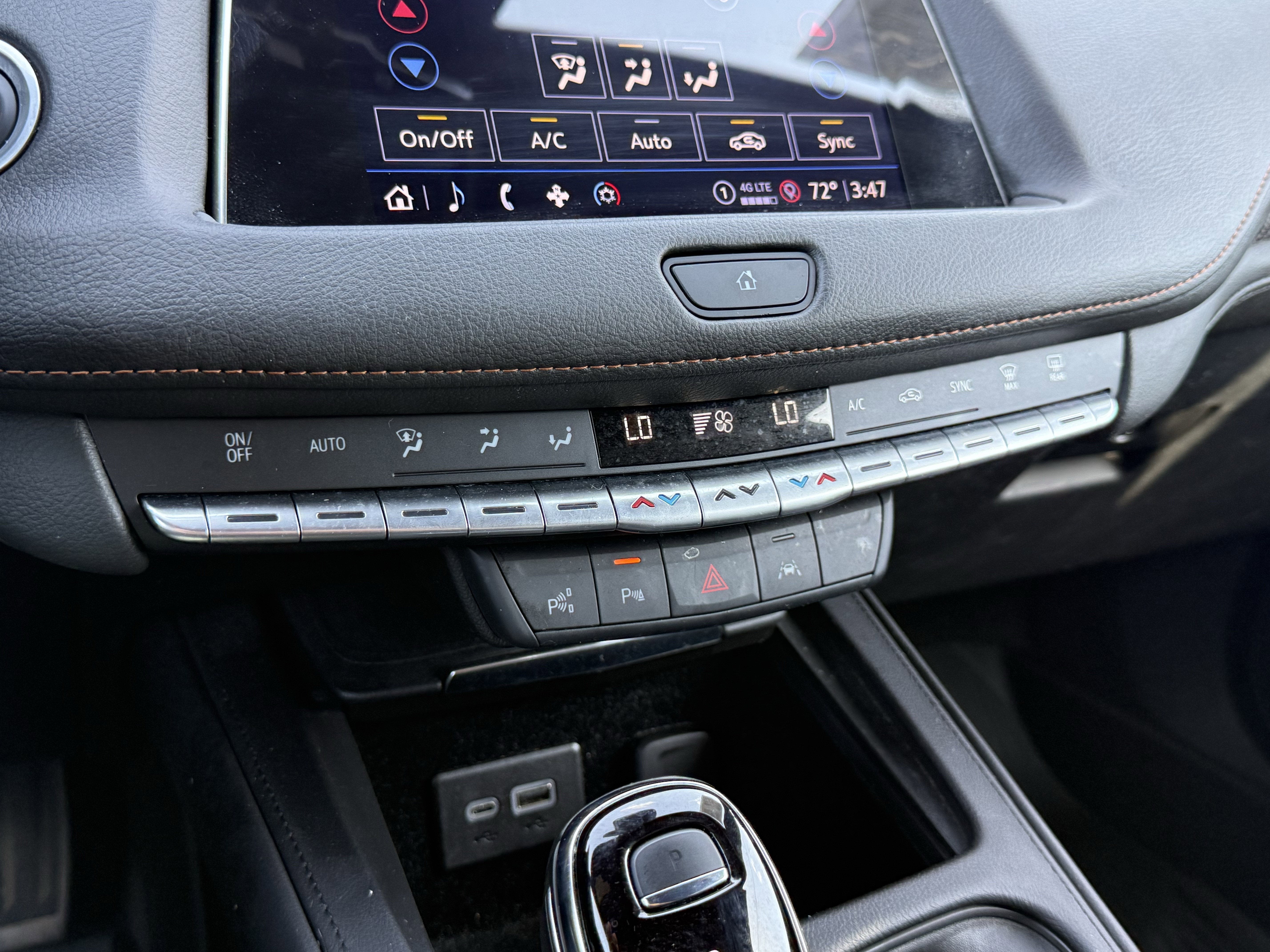 2023 Cadillac XT4 FWD Sport