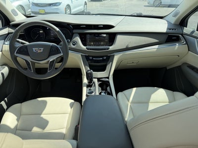 2023 Cadillac XT5 FWD Premium Luxury