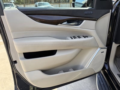 2019 Cadillac Escalade Luxury