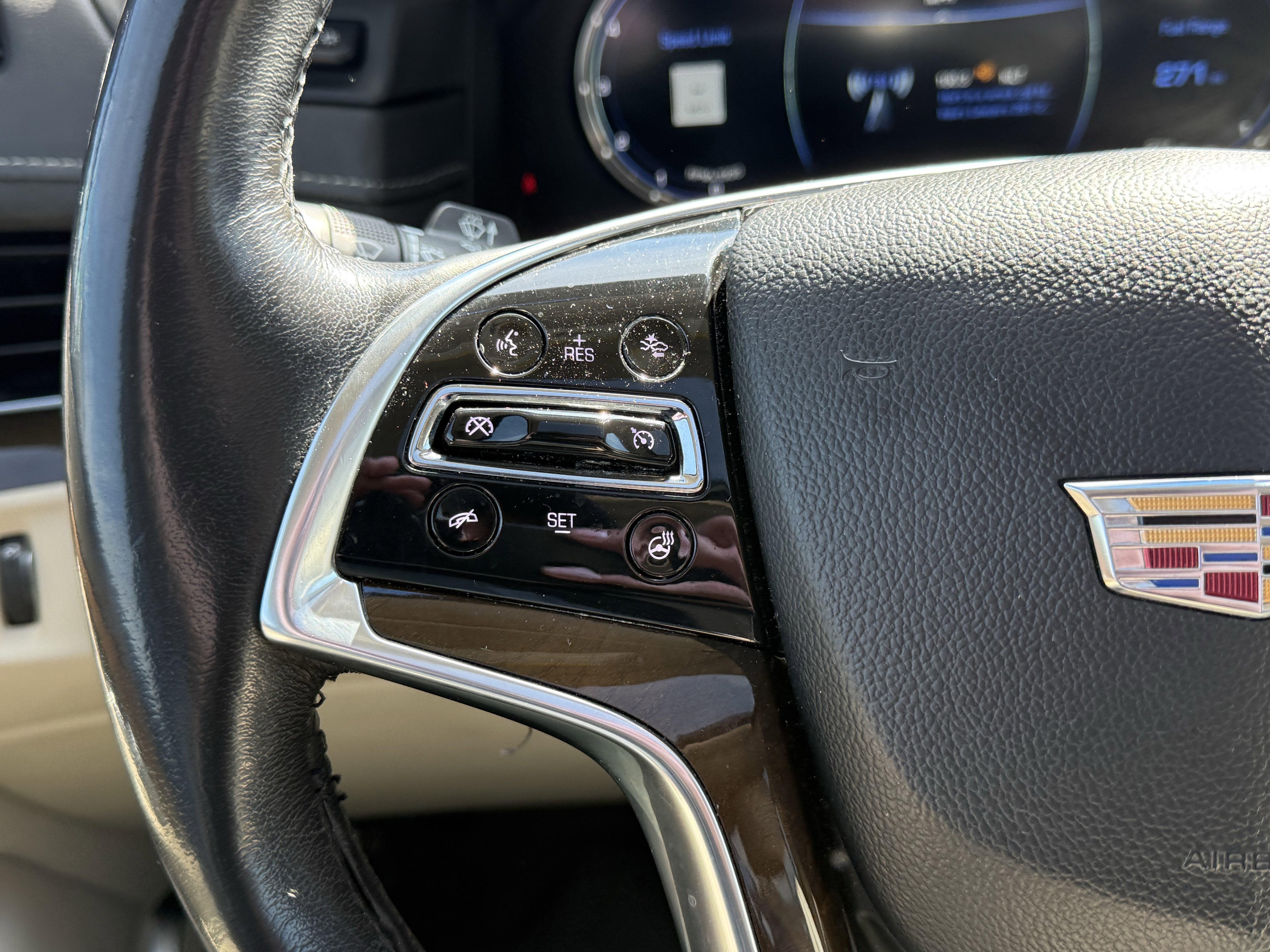 2019 Cadillac Escalade Luxury