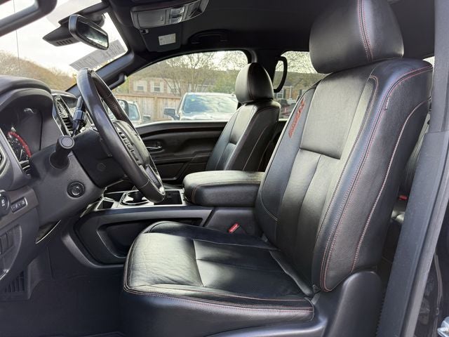 2020 Nissan TITAN Crew Cab PRO-4X 4x4