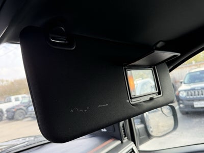 2020 Nissan TITAN Crew Cab PRO-4X 4x4