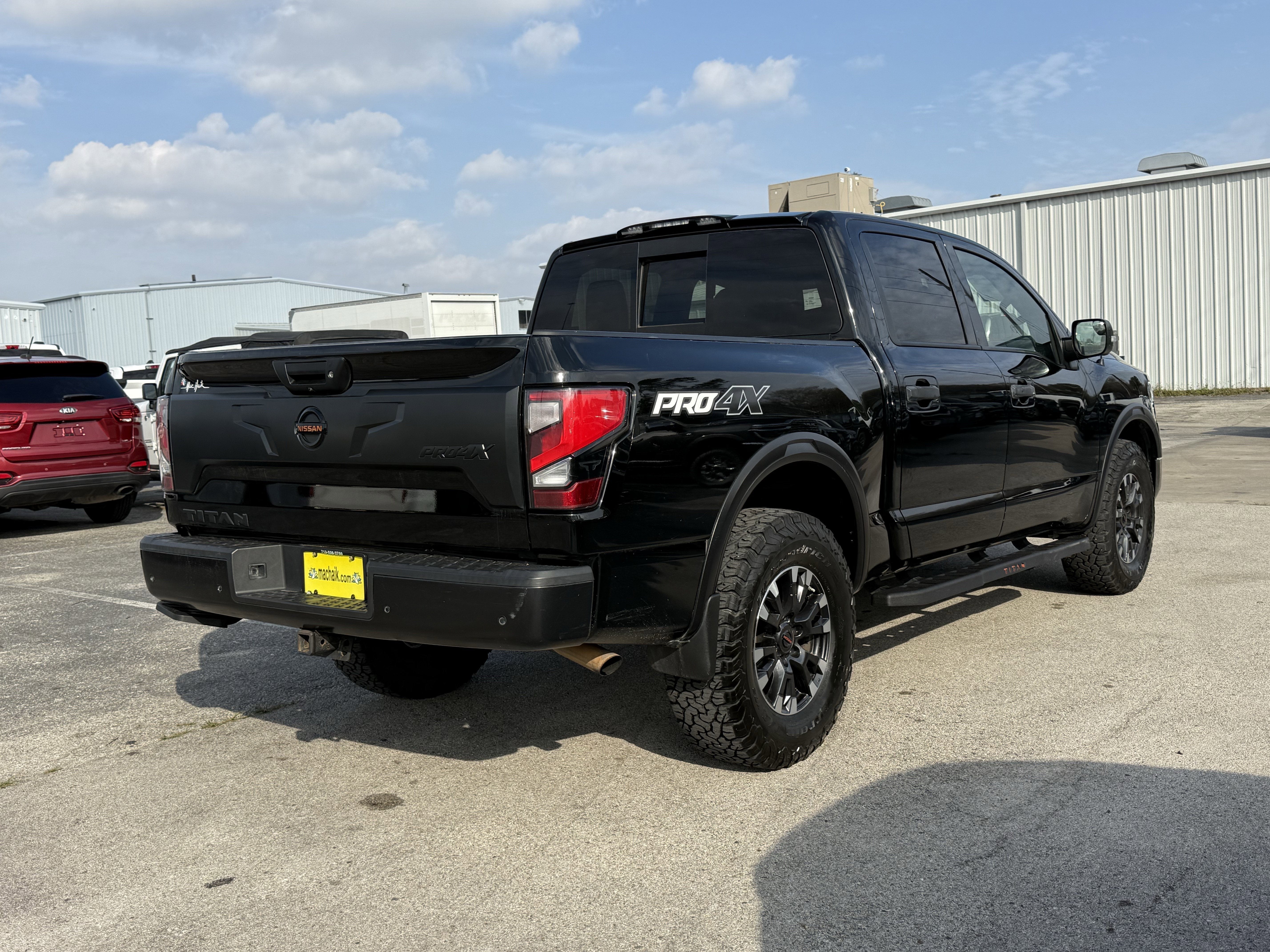 2020 Nissan TITAN Crew Cab PRO-4X 4x4