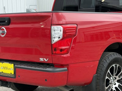 2021 Nissan TITAN Crew Cab SV 4x2