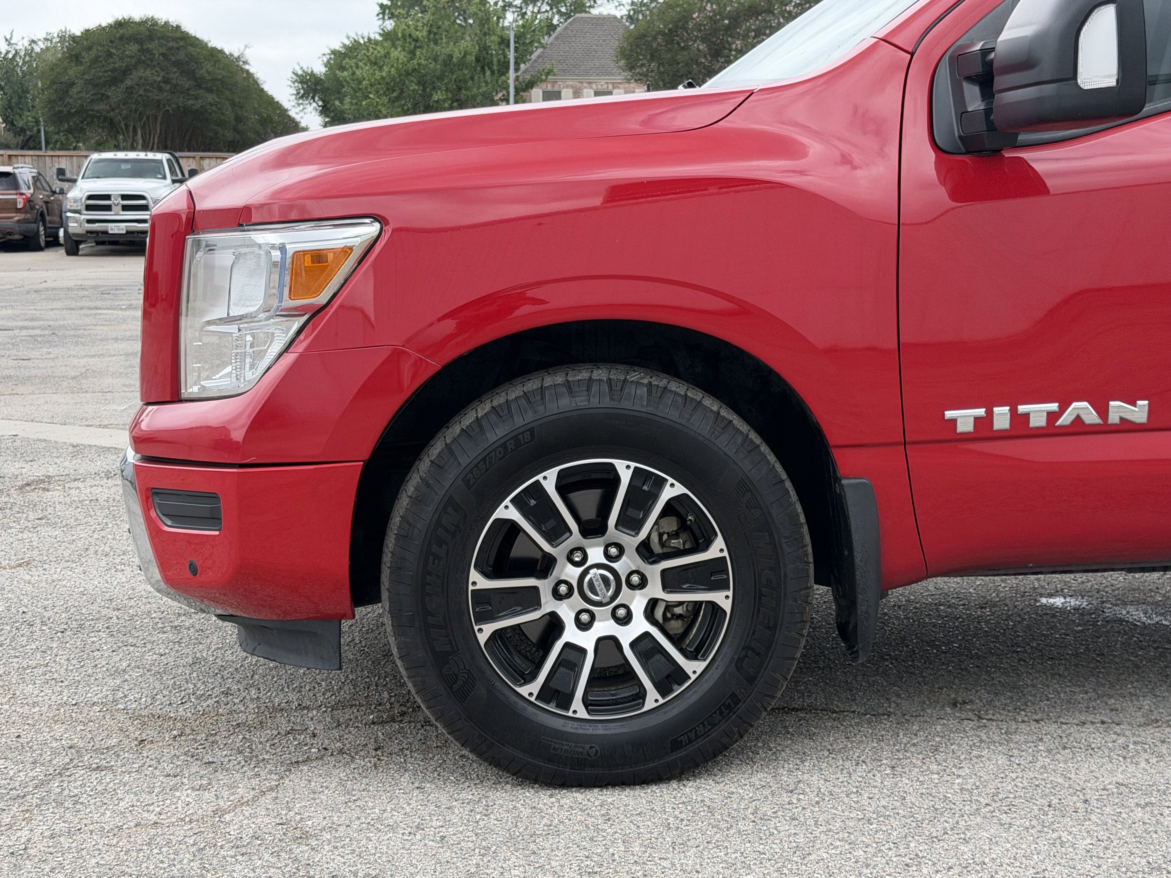 2021 Nissan TITAN Crew Cab SV 4x2