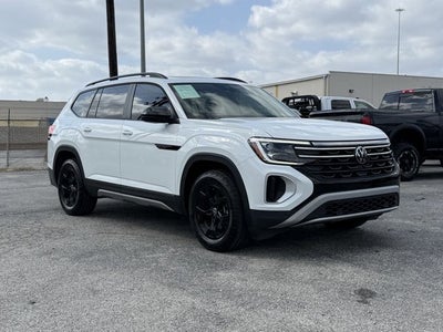 2024 Volkswagen Atlas 2.0T Peak Edition SE w/Technology