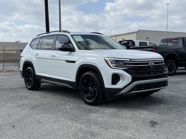 2024 Volkswagen Atlas 2.0T Peak Edition SE w/Technology