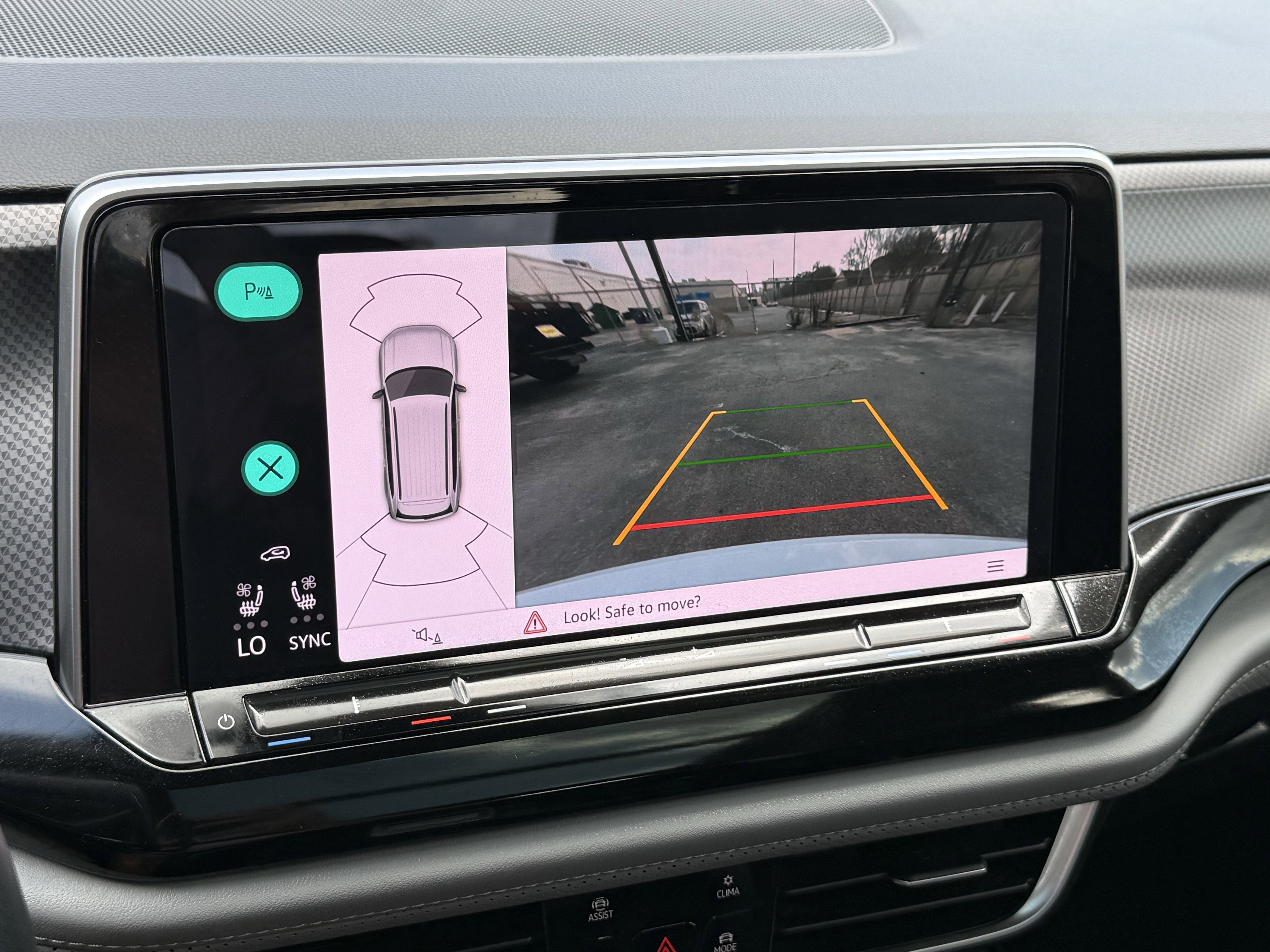 2024 Volkswagen Atlas 2.0T Peak Edition SE w/Technology