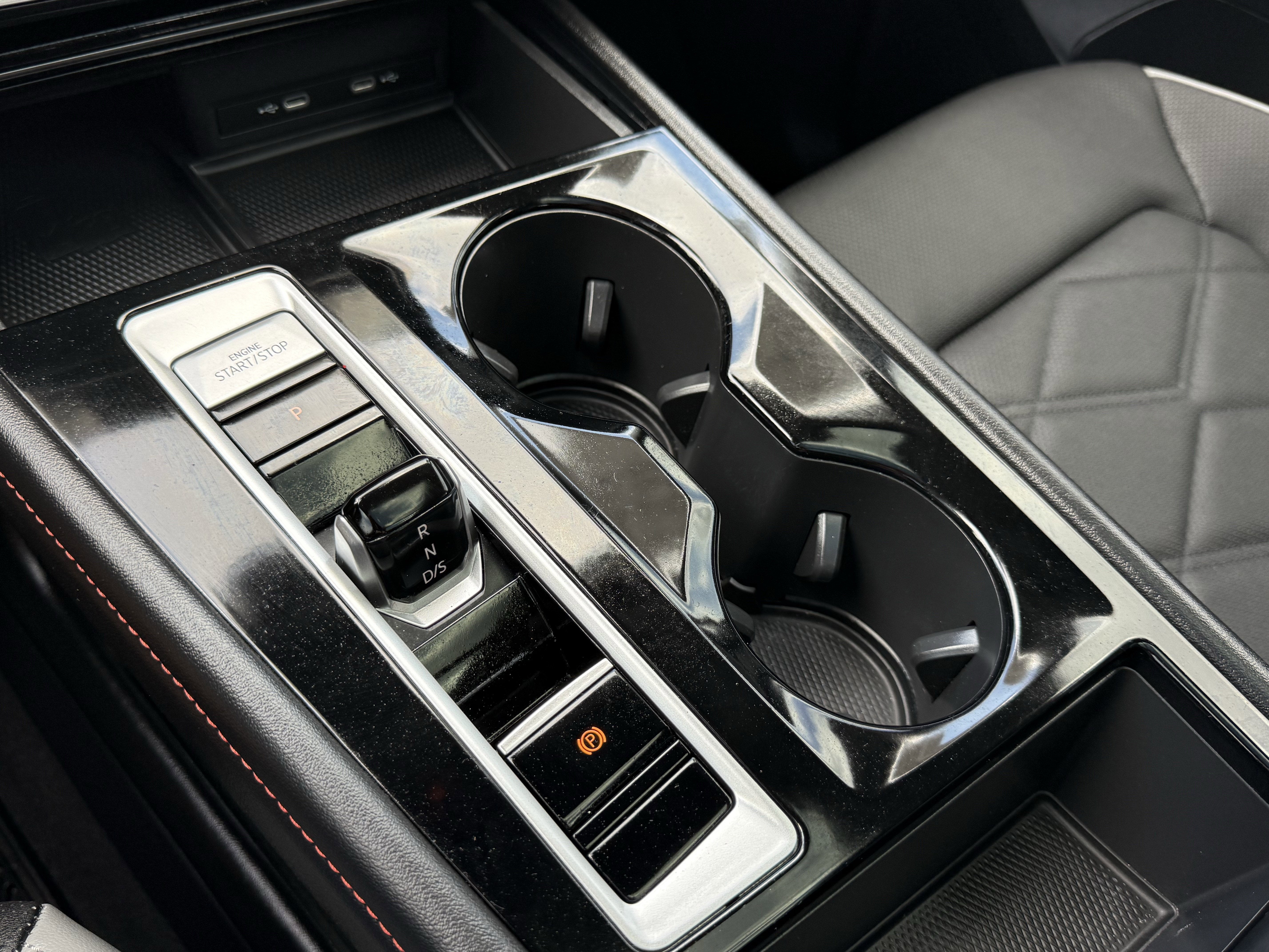 2024 Volkswagen Atlas 2.0T Peak Edition SE w/Technology