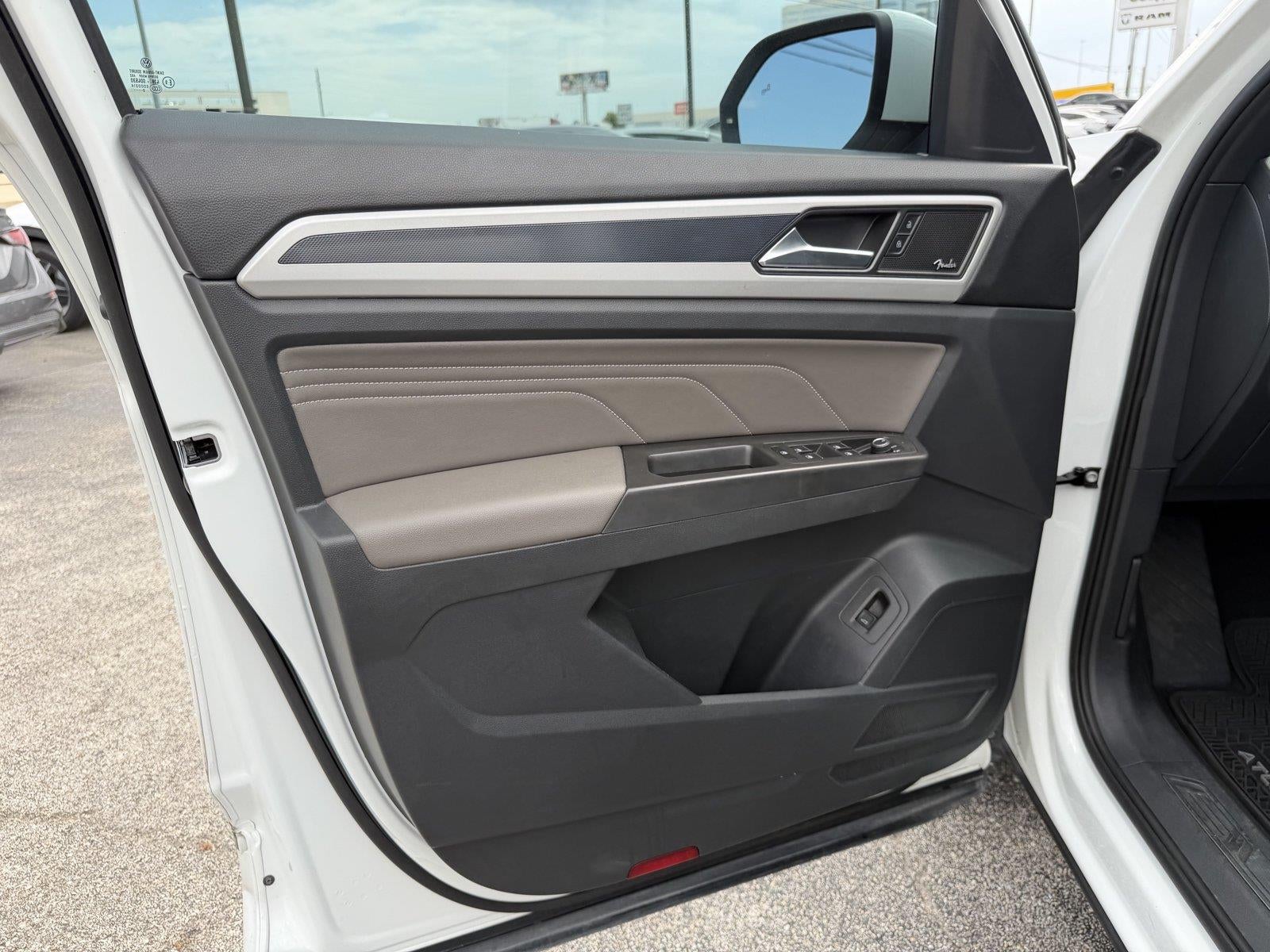 2023 Volkswagen Atlas Cross Sport 3.6L V6 SEL Premium R-Line
