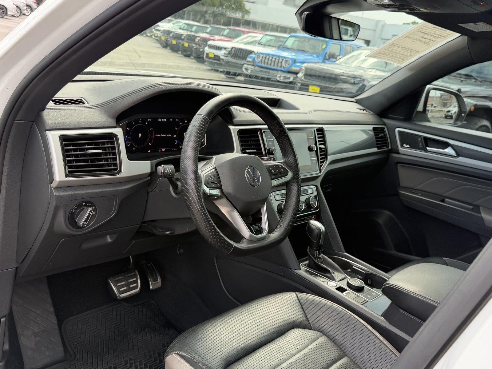 2023 Volkswagen Atlas Cross Sport 3.6L V6 SEL Premium R-Line