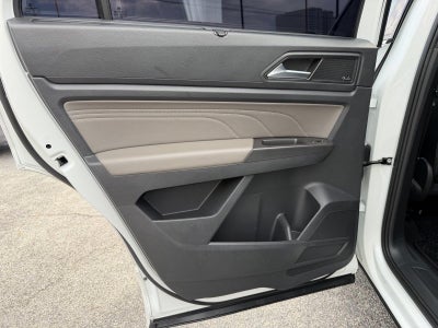 2023 Volkswagen Atlas Cross Sport 3.6L V6 SEL Premium R-Line
