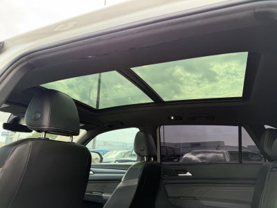 2023 Volkswagen Atlas Cross Sport 3.6L V6 SEL Premium R-Line