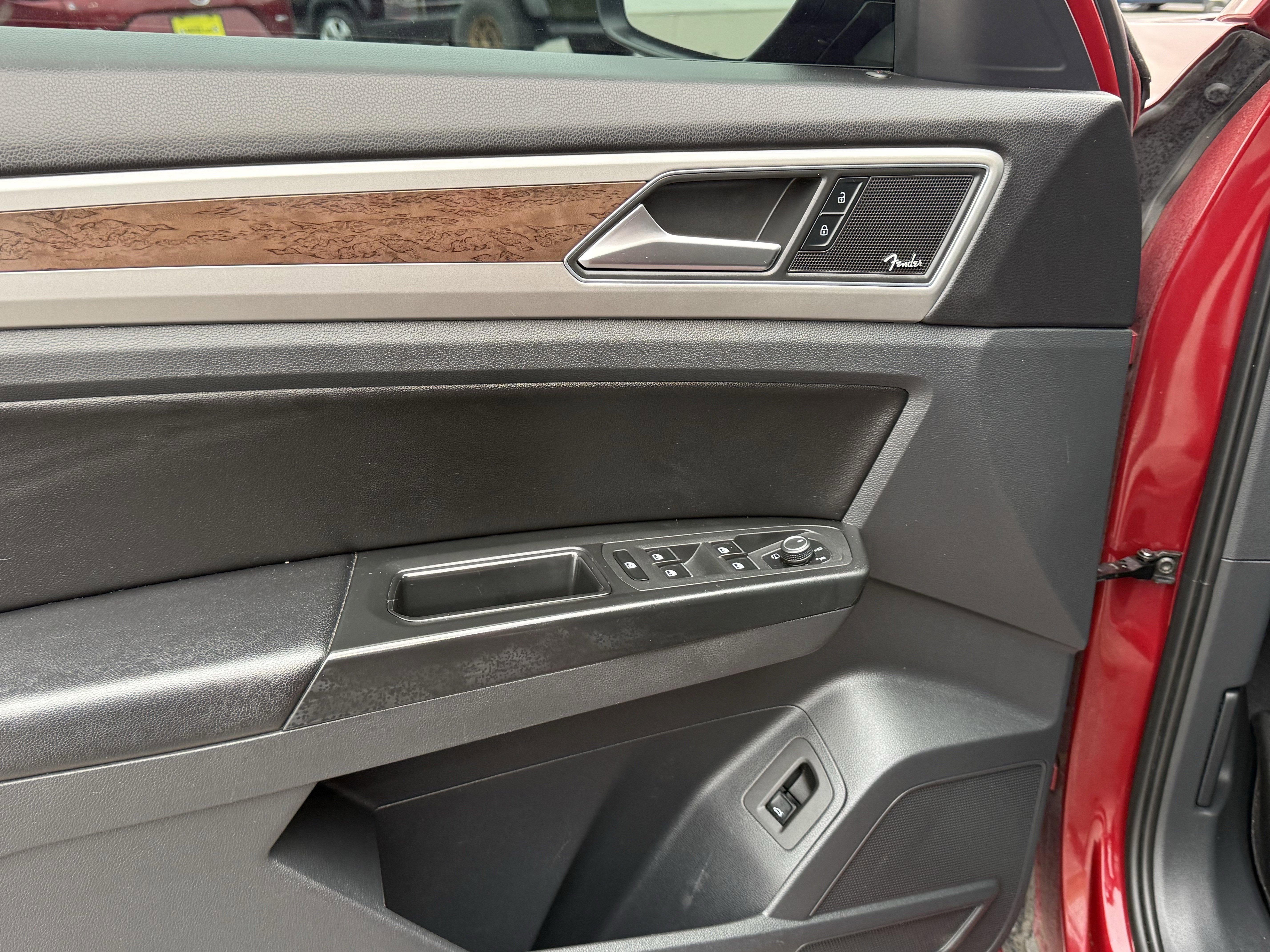 2018 Volkswagen Atlas 3.6L V6 SEL Premium