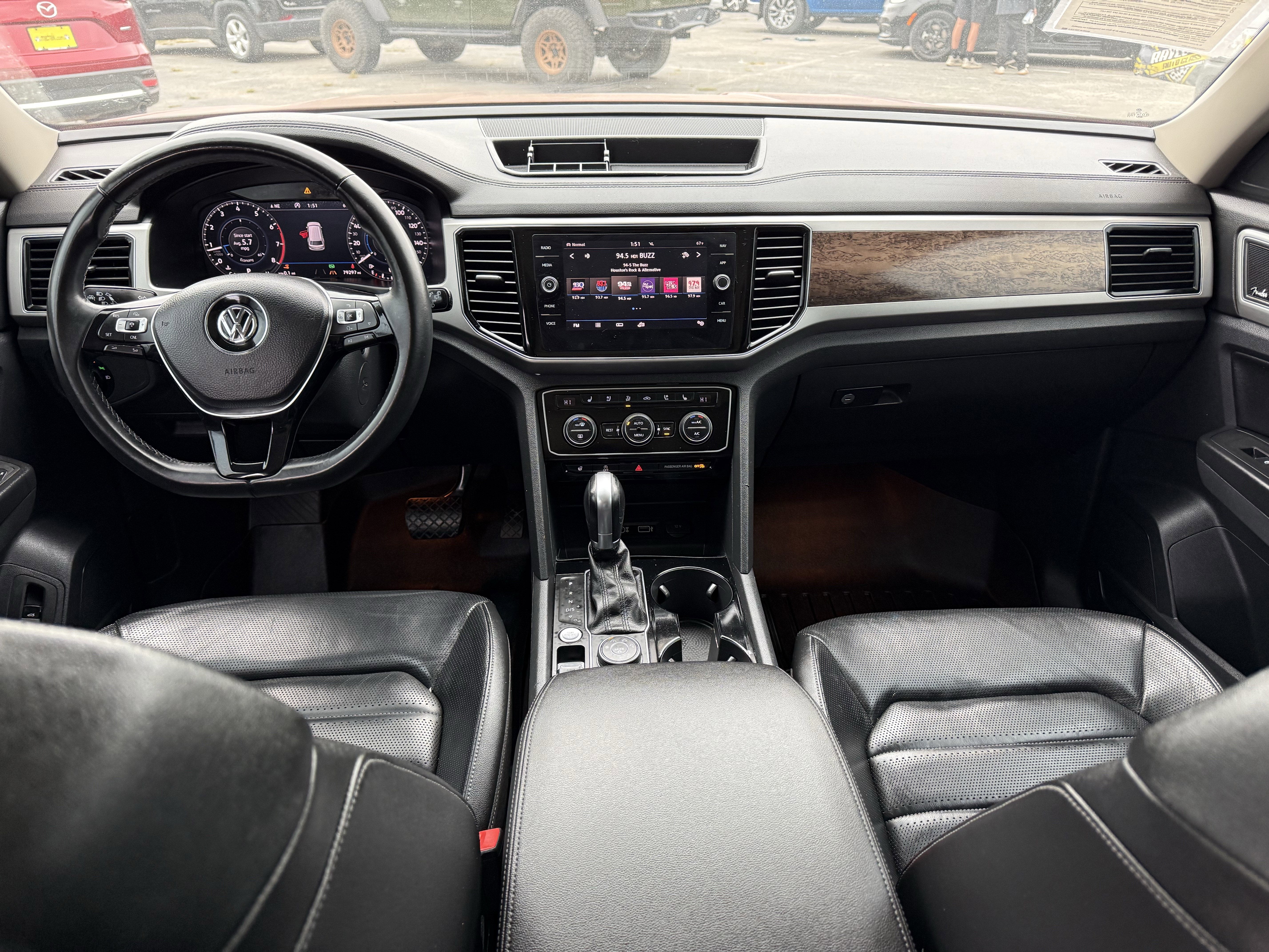 2018 Volkswagen Atlas 3.6L V6 SEL Premium