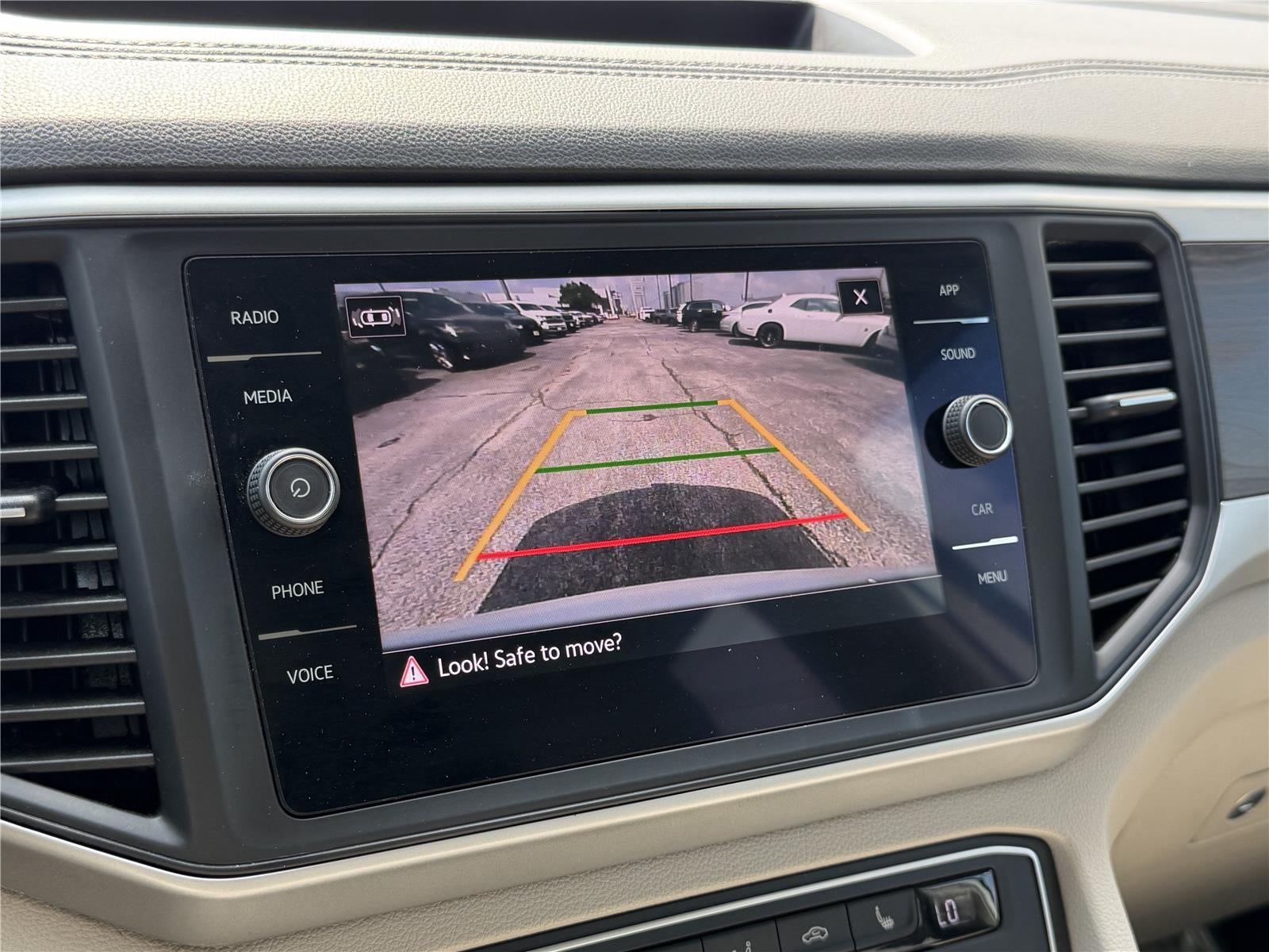 2021 Volkswagen Atlas 3.6L V6 SE w/Technology
