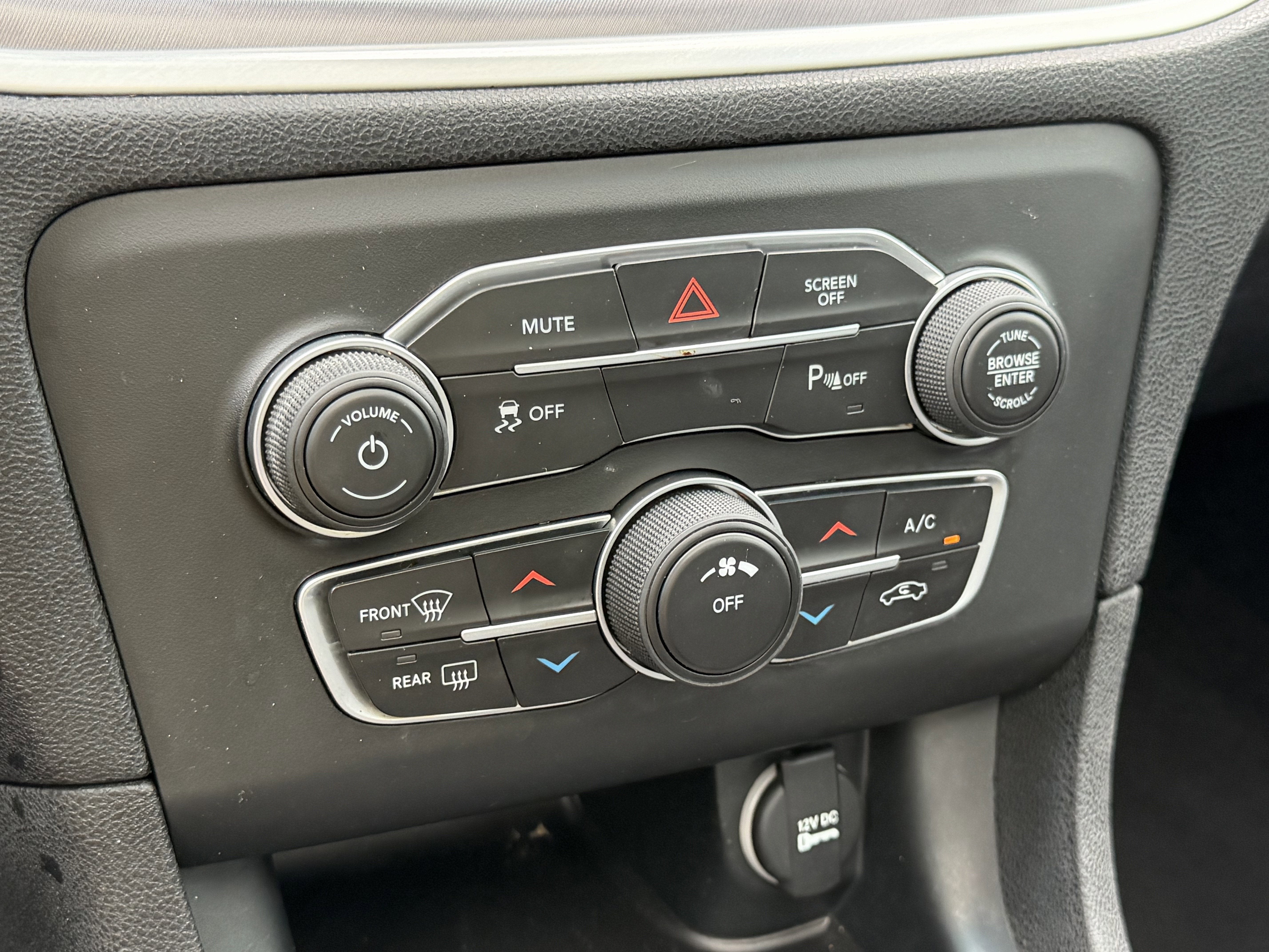 2019 Dodge Charger SXT RWD