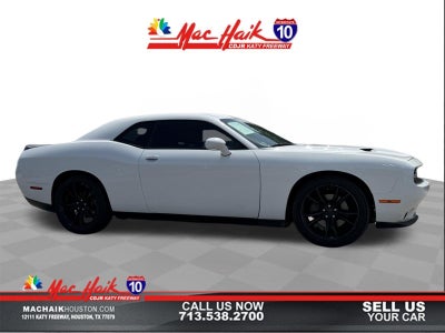 2016 Dodge Challenger SXT Plus