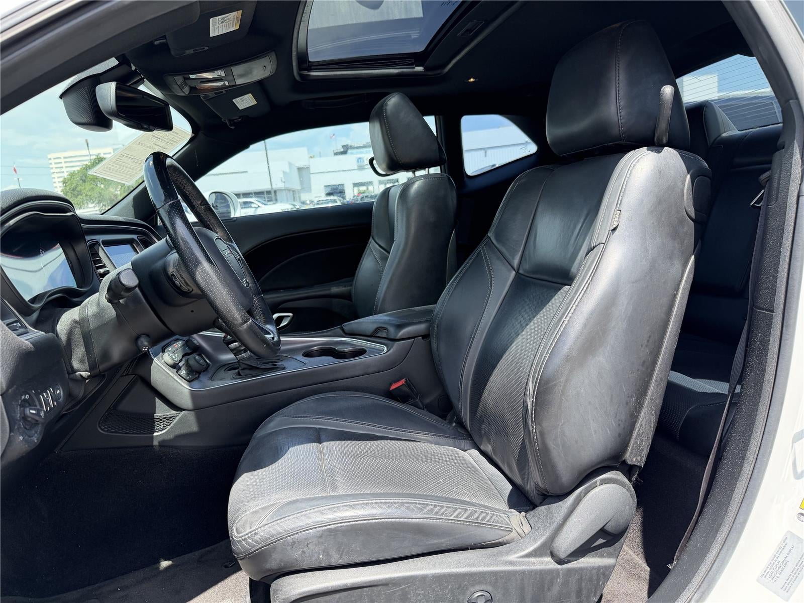 2016 Dodge Challenger SXT Plus