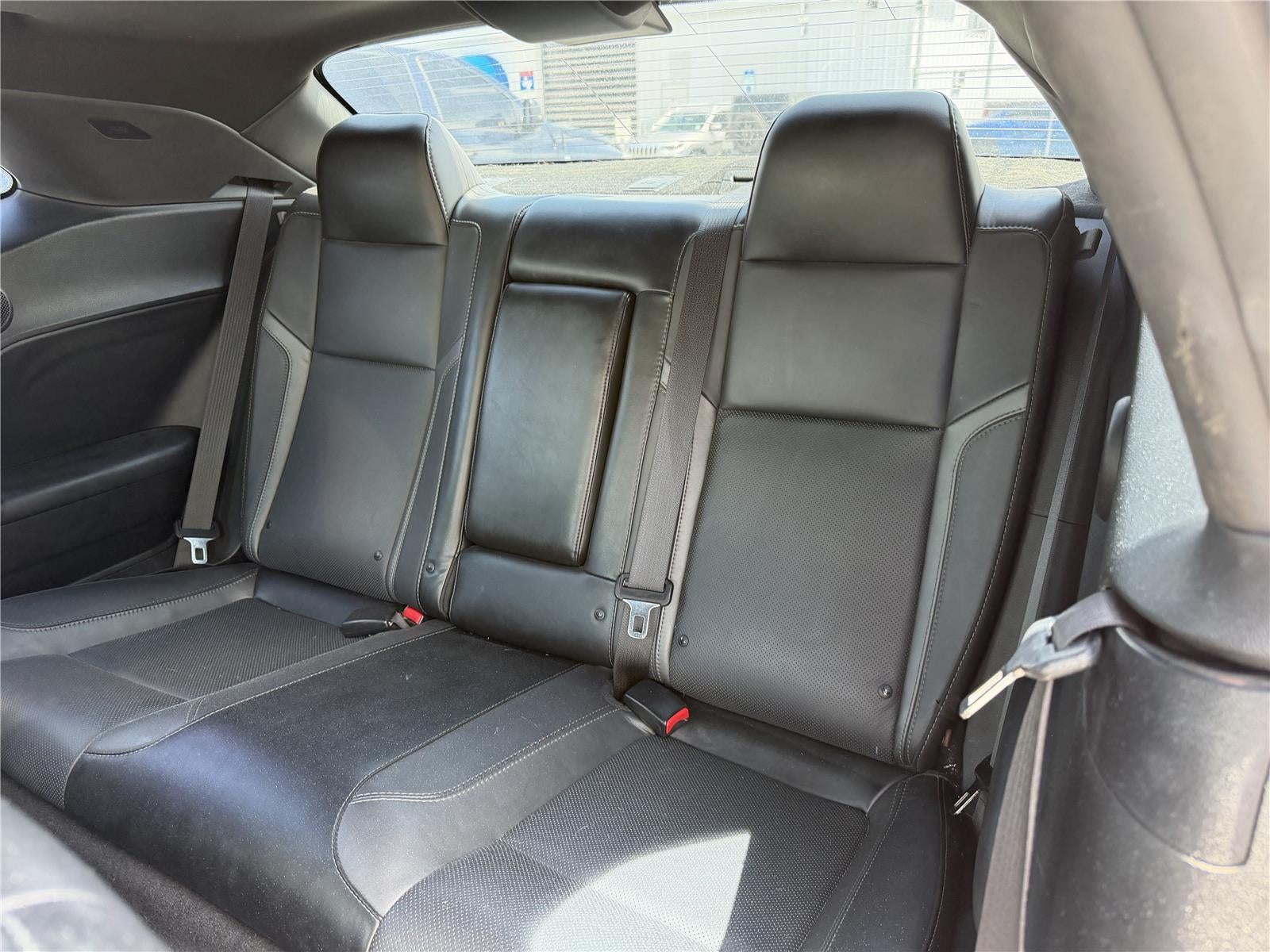 2016 Dodge Challenger SXT Plus