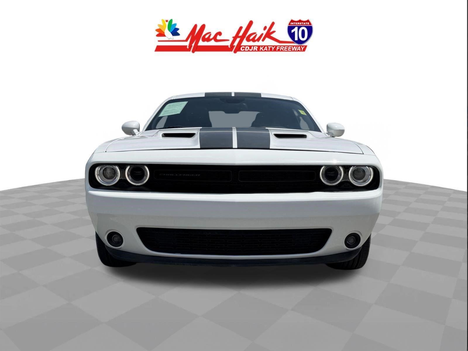 2016 Dodge Challenger SXT Plus