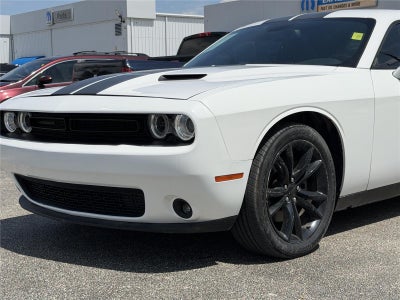 2016 Dodge Challenger SXT Plus