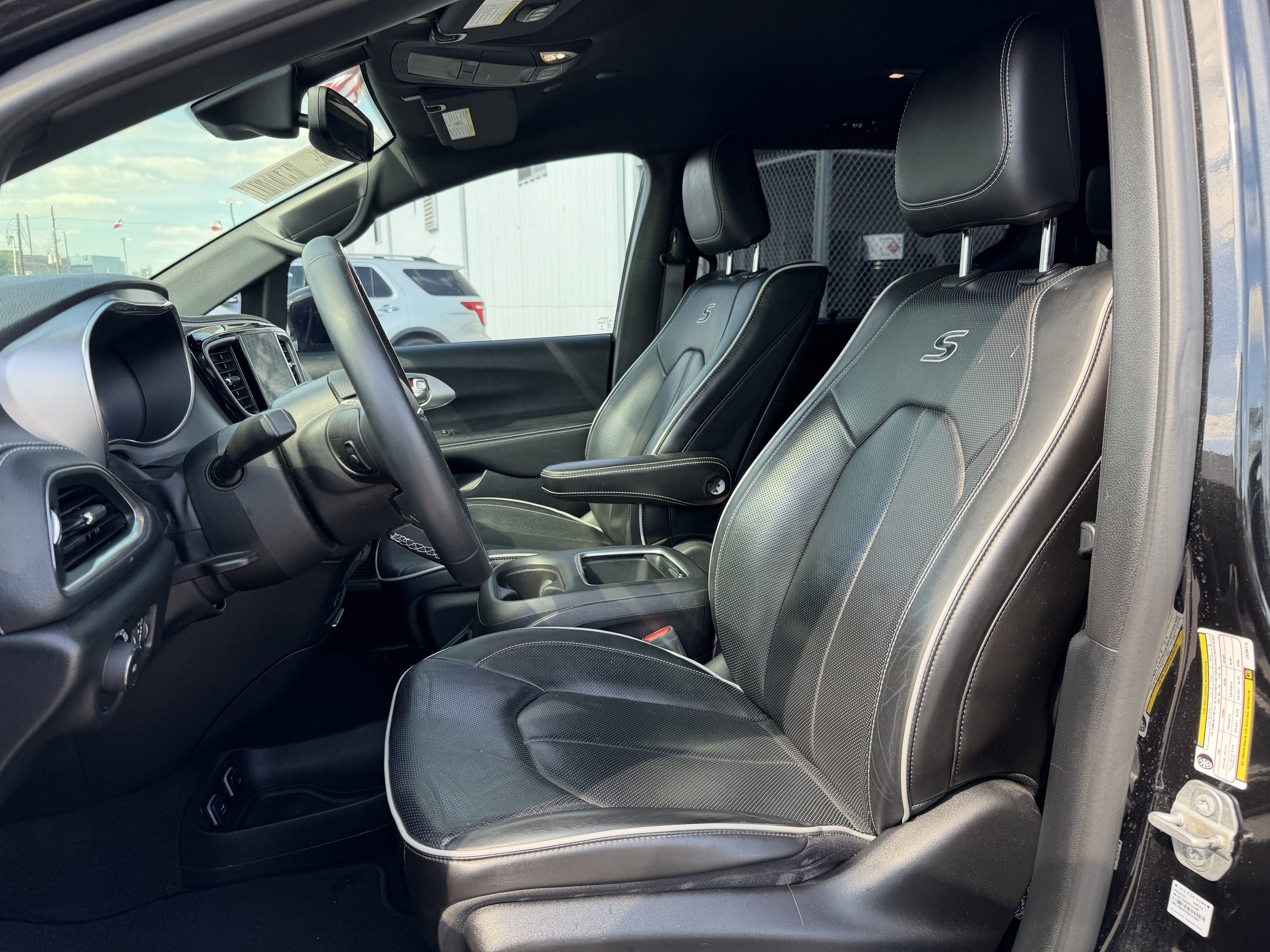 2020 Chrysler Pacifica Hybrid Limited