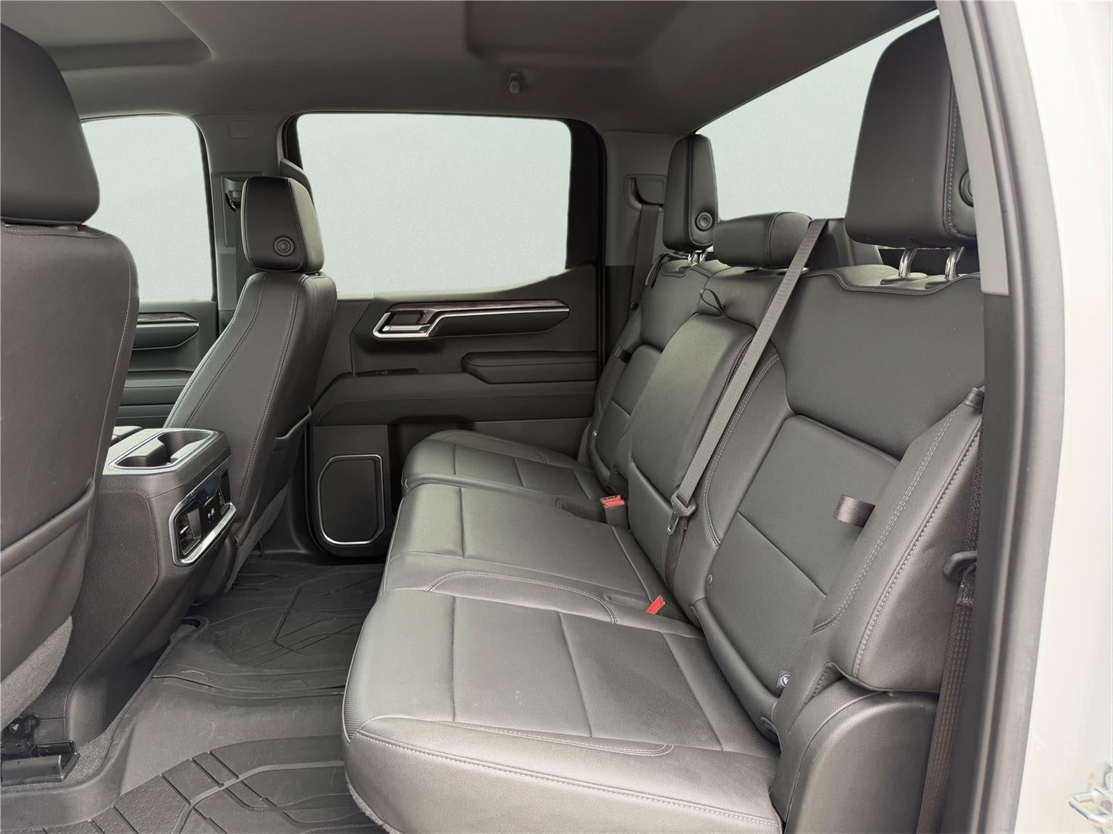 2023 Chevrolet Silverado 1500 4WD Crew Cab Short Bed LTZ