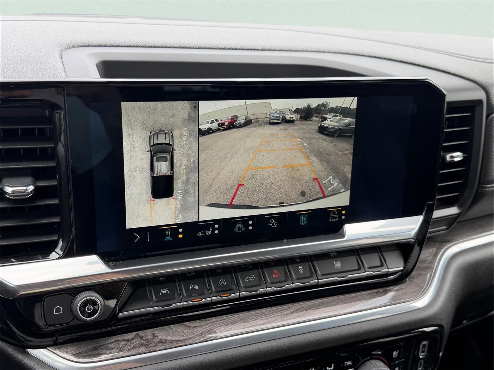 2023 Chevrolet Silverado 1500 4WD Crew Cab Short Bed LTZ