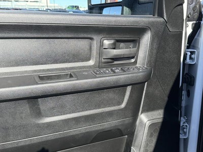 2023 RAM 3500 Tradesman Crew Cab 4x4 8' Box