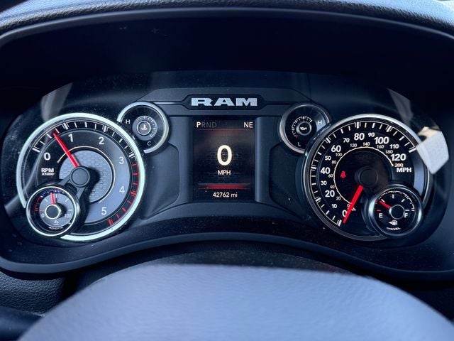 2023 RAM 3500 Tradesman Crew Cab 4x4 8' Box