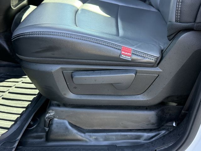 2025 RAM 3500 Tradesman Crew Cab 4x4 8' Box