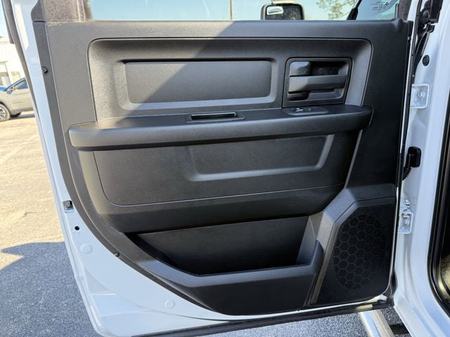 2025 RAM 3500 Tradesman Crew Cab 4x4 8' Box