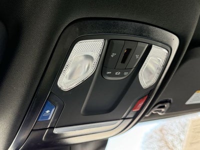 2025 RAM 3500 Tradesman Crew Cab 4x4 8' Box