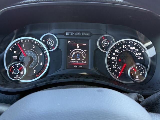 2025 RAM 3500 Tradesman Crew Cab 4x4 8' Box