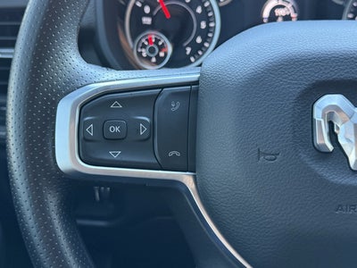 2025 RAM 2500 Tradesman Crew Cab 4x2 6'4' Box